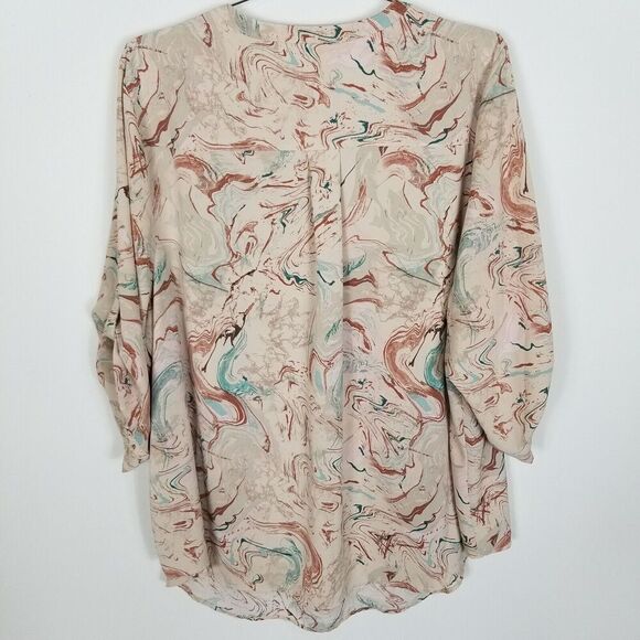 TORRID Harper Plus Size 4X Blouse Watercolor Art to Wear Modern Girly Angelcore - Picture 2 of 4